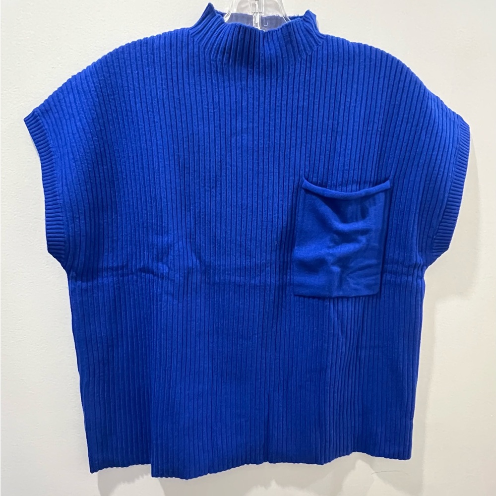 NWOT Vibrant Blue Ribbed Knit Top